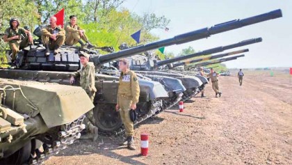 Warring sides start of small arms withdrawal