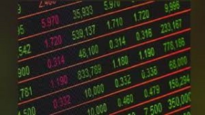 World stocks dip, Italian banks suffer