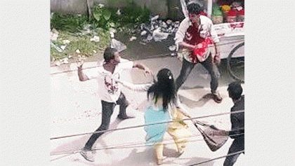 Wife Minni among 10 indicted as trial opens
