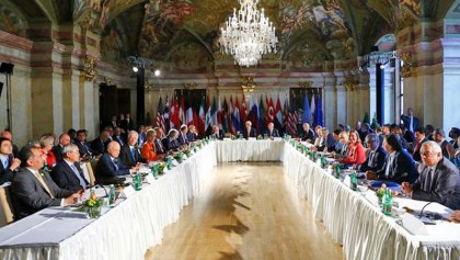 World powers meet to save Syria peace hopes
