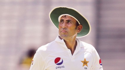 Younis may play on at Pakistan’s request
