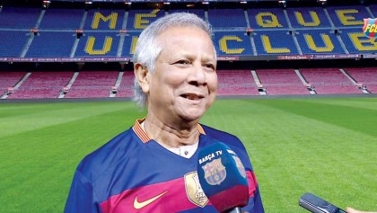 Yunus visits FC Barcelona