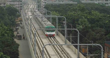 Metro rail milestone: Last segment of MRT-6 line installed Thursday

