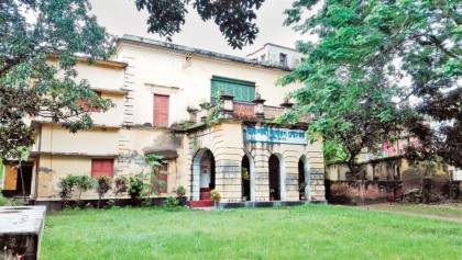 130-year-old Rajshahi library bldg awaits demolition
