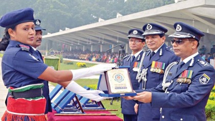 Passing out parade of cadet police sergeants held