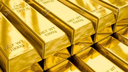 Man held with 42 gold bars at 
Dhaka airport