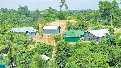 20,000 families living amid landslide risk 