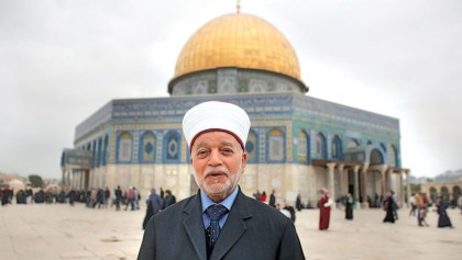 Israeli forces detain Jerusalem’s top Muslim cleric after attack