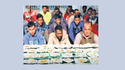 Winter ‘pitha’ festival at Meherpur jail