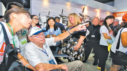 15 US World War II veterans become honorary Kunming citizens