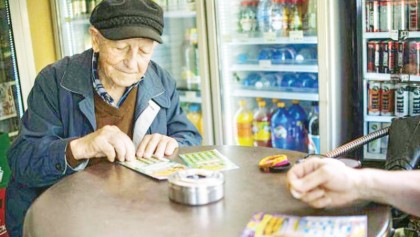 Scratchcard lottery craze grips Bulgaria