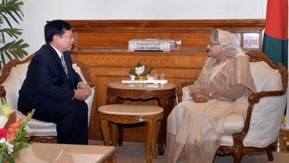 Hasina urges Myanmar to resolve Rohingya issue thru’ dialogue 