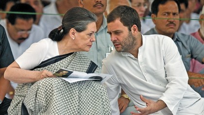 Sonia praises Bangladesh’s
terror fight