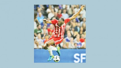 Sprint king Bolt gets new 
chance in Aussie club