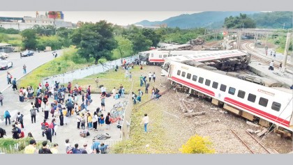 22 dead after train flips in Taiwan