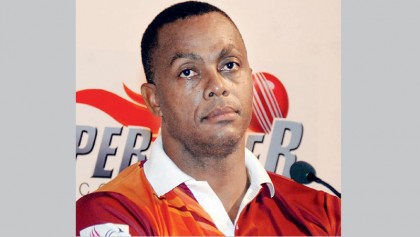 ‘Walsh can lead a great
fast bowling unit’ 