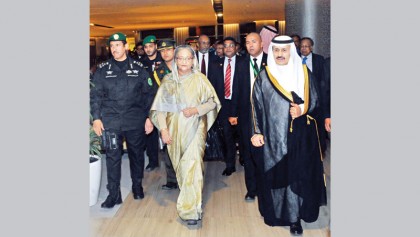 PM accorded warm reception in Saudi Arabia