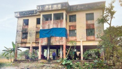 Cops ‘occupy’ family welfare centre in Urirchar