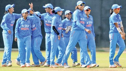 Women in blue  