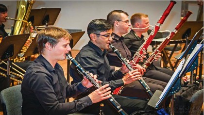 Expats' orchestra presents Yunnan music to the world