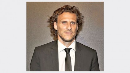 ‘Man Utd can upset Messi and Barcelona’, Forlan opines 