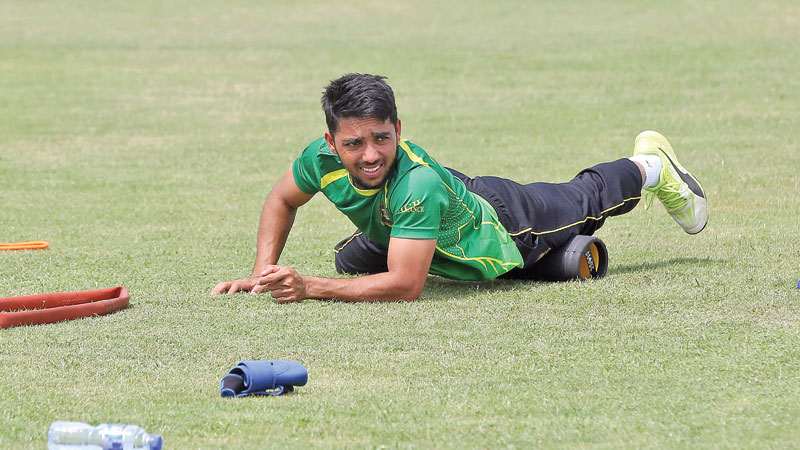 Bangladesh face off Pakistan today