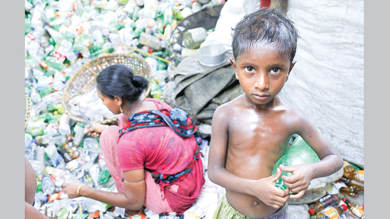 In Bangladesh poverty still persists