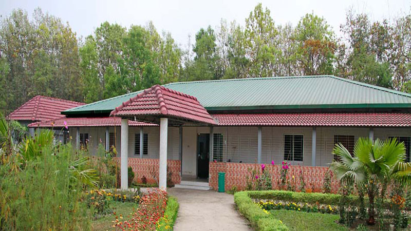 5 injured during robbery at Gazipur resort 