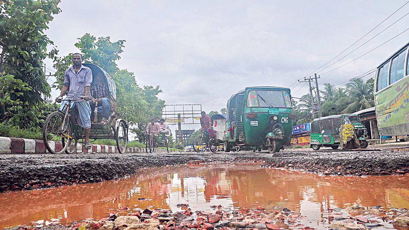 CCC seeks Tk112 crore to repair damaged roads