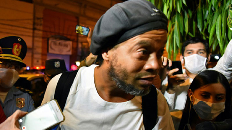 Ronaldinho closing in on 70 days detention in Paraguay
