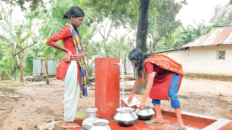 People get safe water 
supply thru pipeline