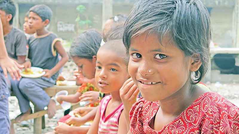 Social service programmes 
for street children 