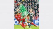 Bayern held to draw by Ajax