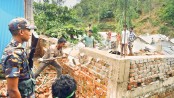 Eviction drive begins in Ctg hills amid rain