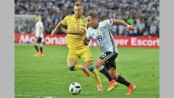 Germany start Euro campaign on flying note