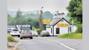 On Irish border, shopkeepers fight Brexit fallout