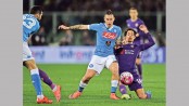 Higuain keeps Napoli hopes alive 