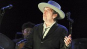Music icon Bob Dylan wins Nobel Literature Prize
