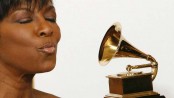 Natalie Cole dies at 65