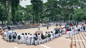 Thousands stand against militancy  
