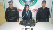 Woman arms smuggler arrested  
