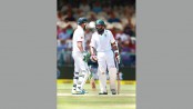 Tigers at last claim wickets
against SA