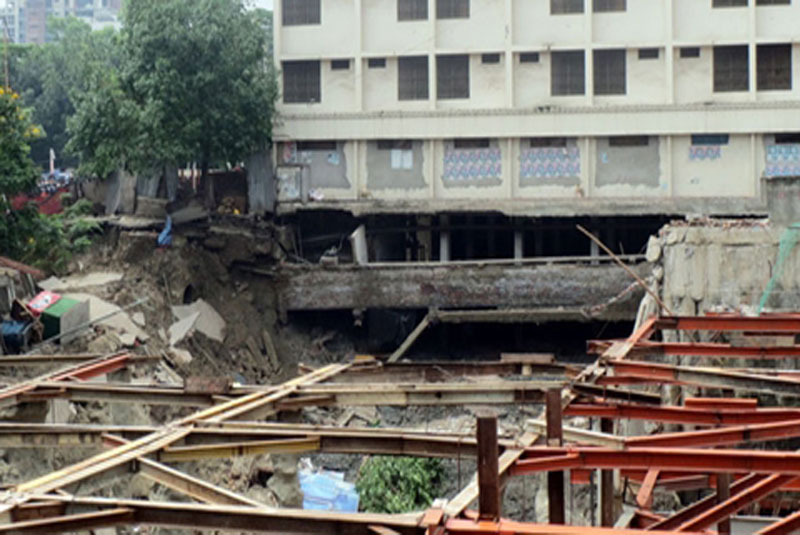 Road caves in beside Hotel Sundarban in capital