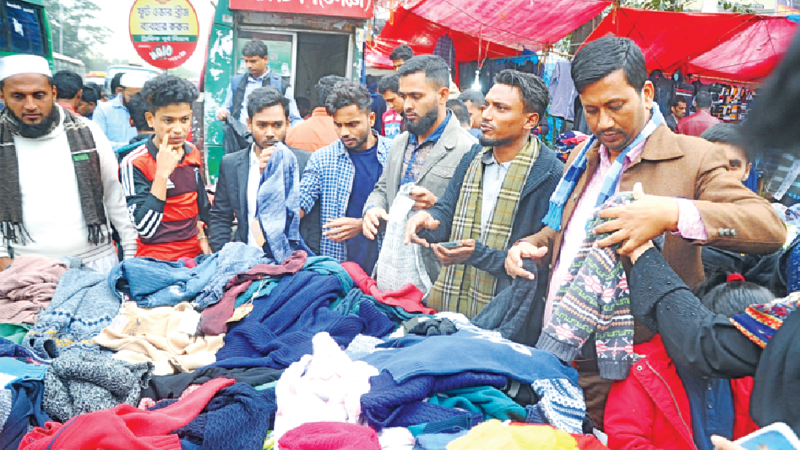 Sudden nip in the air boosts 
sale of winter clothes 